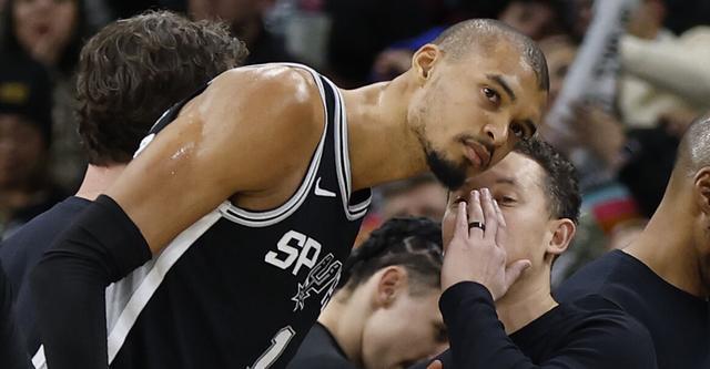 体育赛事直播-马刺主帅谈不敌鹈鹕：我们打得不够强硬 防守端出现了很多失误